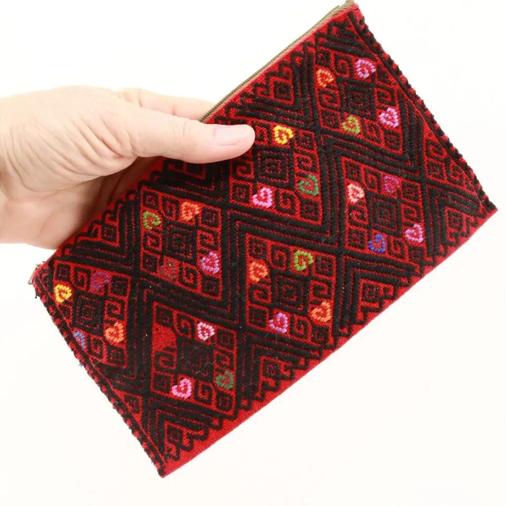 Hand Embroidered Heart Clutch Handbag Women Purse Shoulder Bag